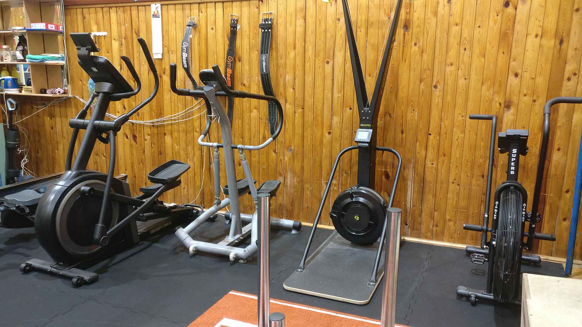 Veslárske trenažéry a kardio stroje